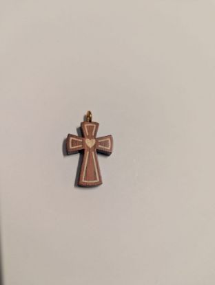 Picture of Red-tinted cross / With a heart