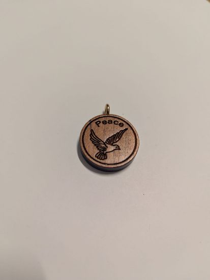 Picture of Peace Dove Medallion / English